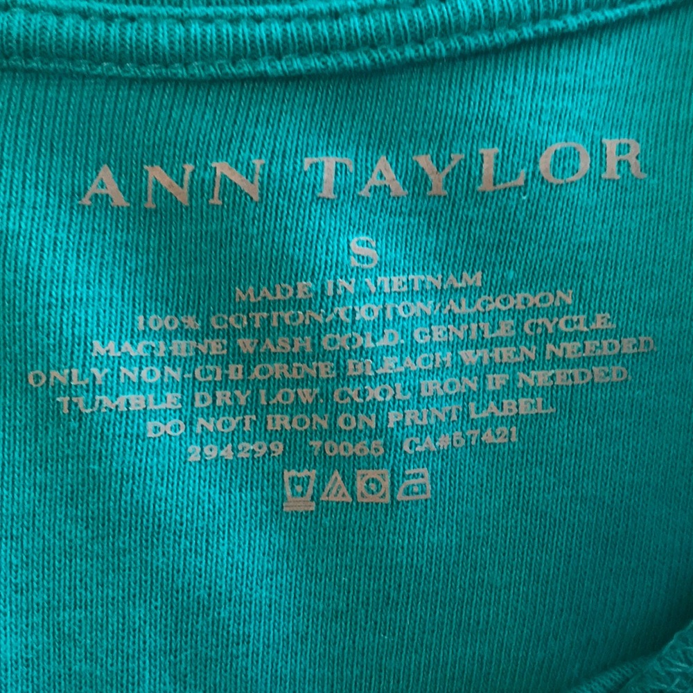 Shirt - Picture 3 of 4
